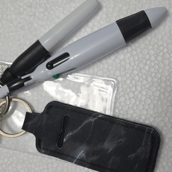 Badge Reel Bless Your Heart - Picture 4 of 6